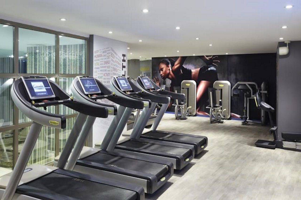 Istanbul Gonen Hotel Istambul Exterior foto The gym at the hotel